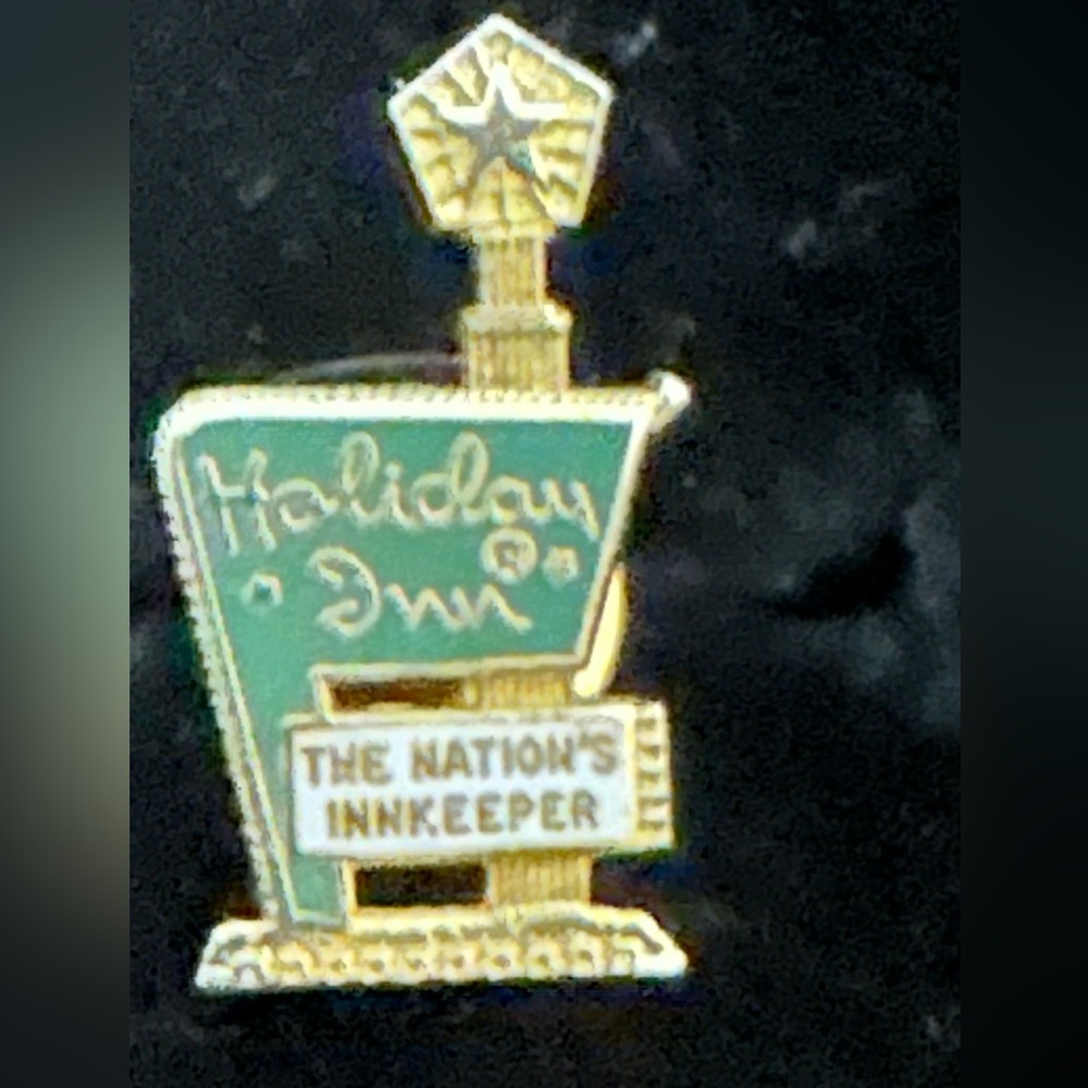 Vintage men’s tie tack